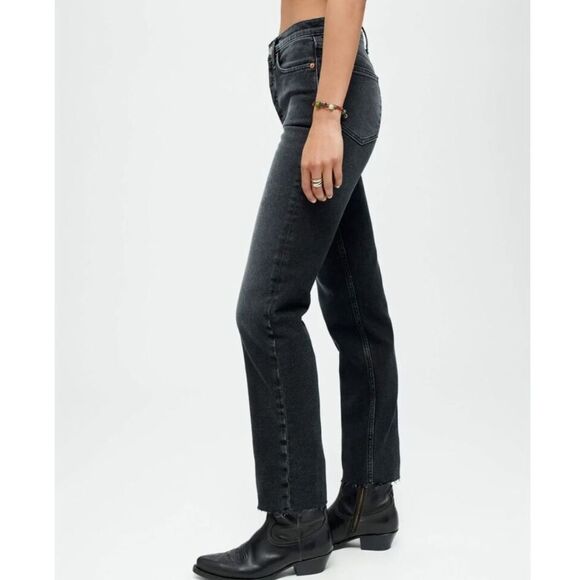 Re/Done Ultra High Rise Raw Hem Stove Pipe 29” Jeans - Picture 2 of 6